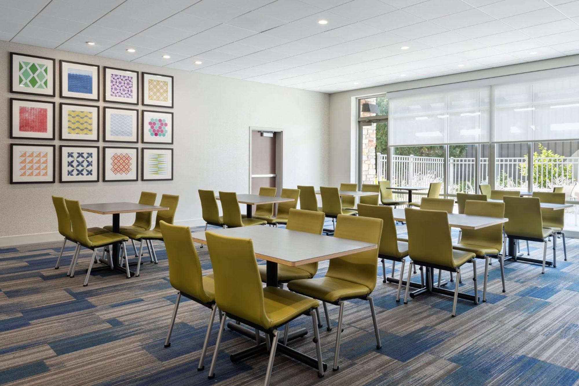Holiday Inn Express & Suites - Madison West - Middleton By Ihg Exteriör bild